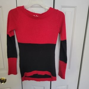 Juniors Small Red and black sweater